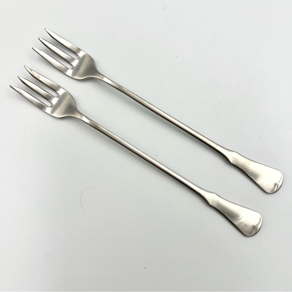 Oneida Community PATRICK HENRY Cocktail Fork Set Of 2